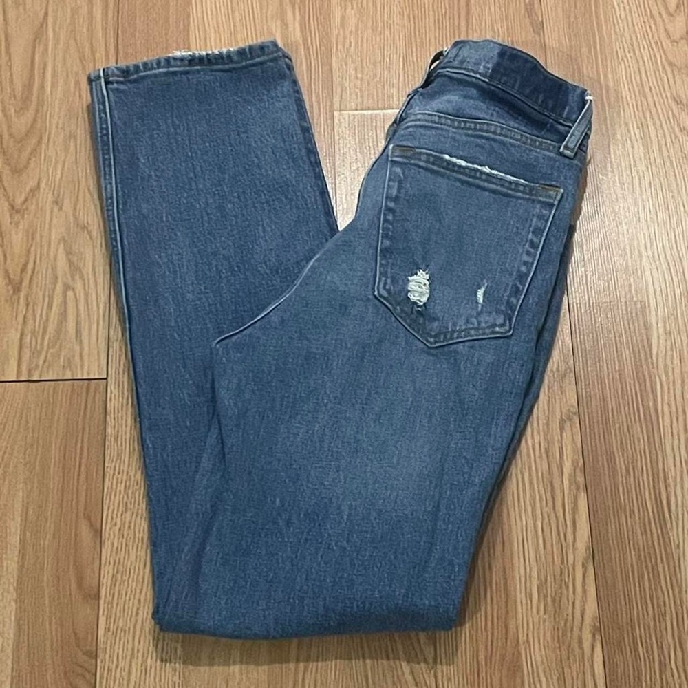 Abercrombie & Fitch Women’s 27/4 (26x30) The 90s Straight Ultra High Rise Jeans